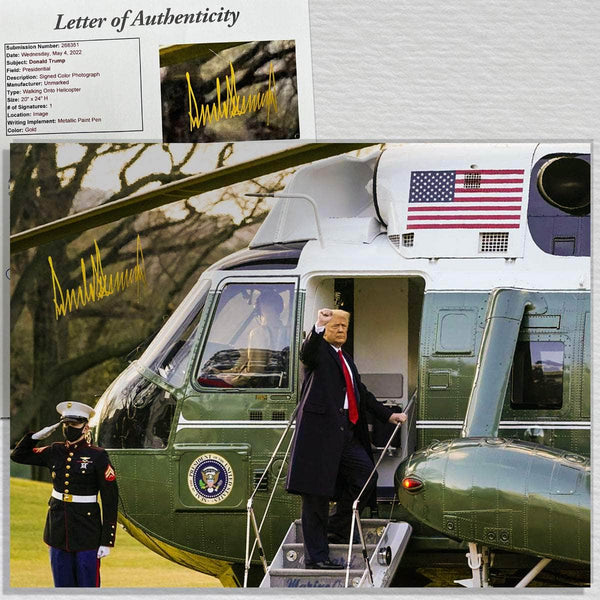 President Donald Trump Signed Photograph - Professionally certified